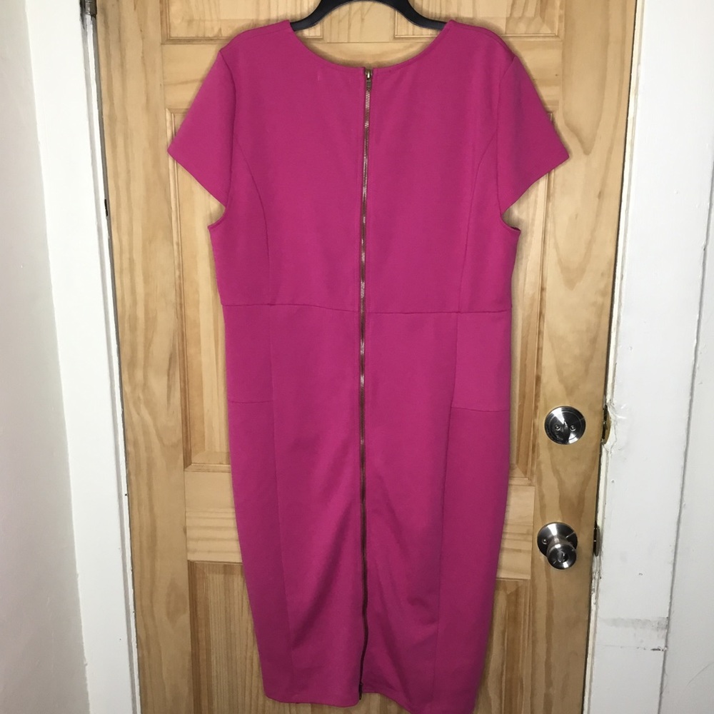 Dress - Picture 2 of 2